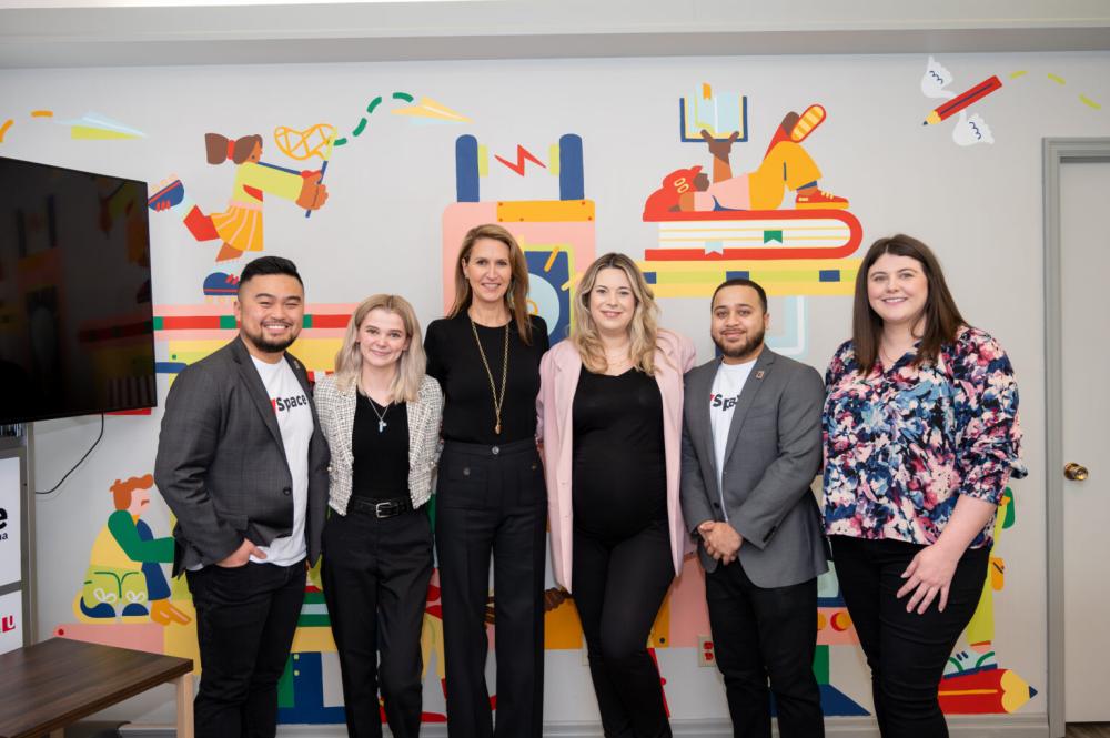 yspace georgina team poses with Caroline Mulroney at YSpace Georgina Entrepreneurship Hub